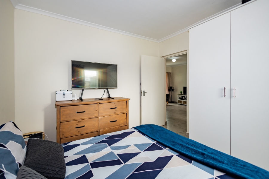 2 Bedroom Property for Sale in Parklands Western Cape